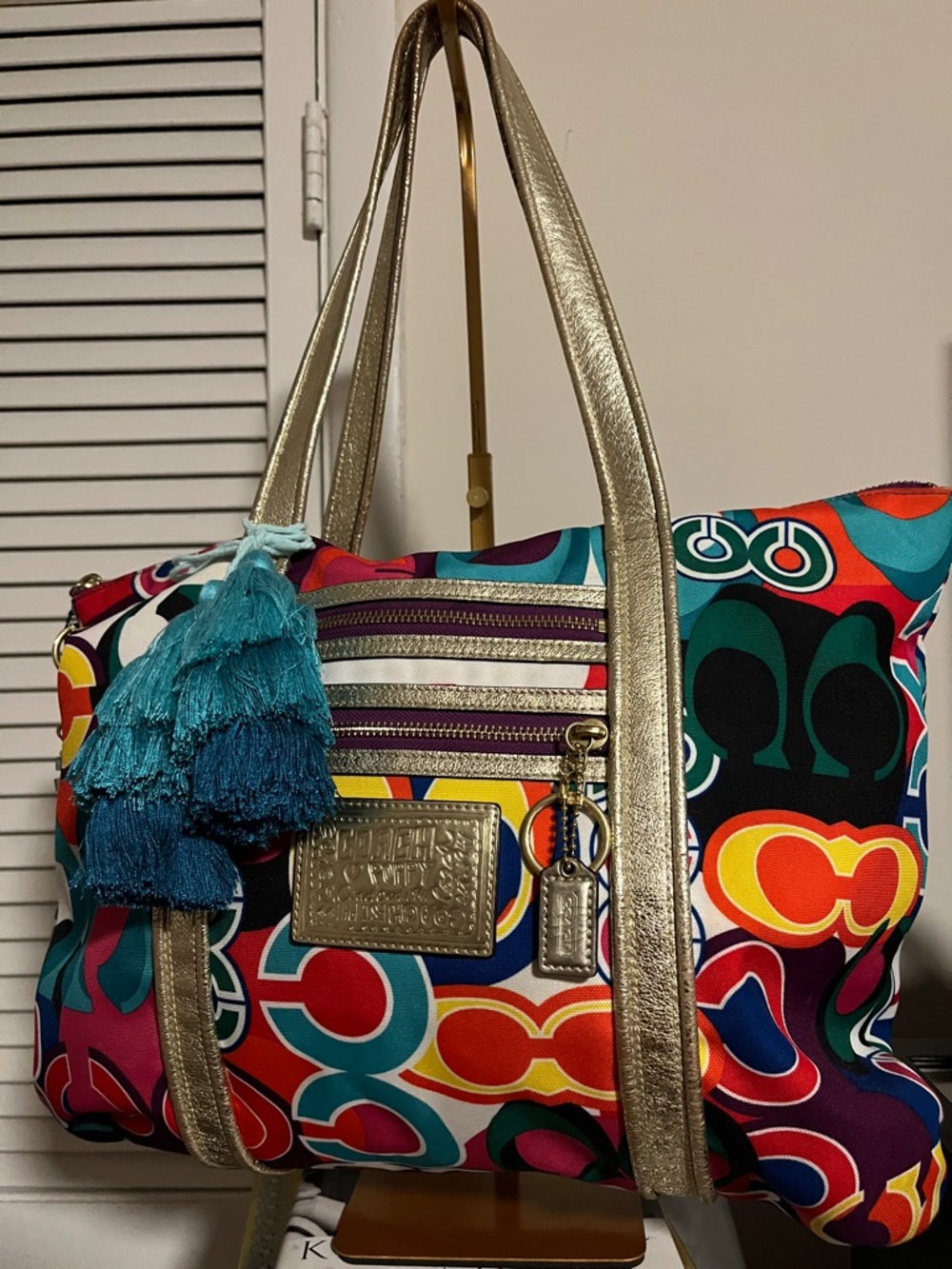 Coach Graffiti Poppy Signature Glam Tote bag. Teal Tassel not included